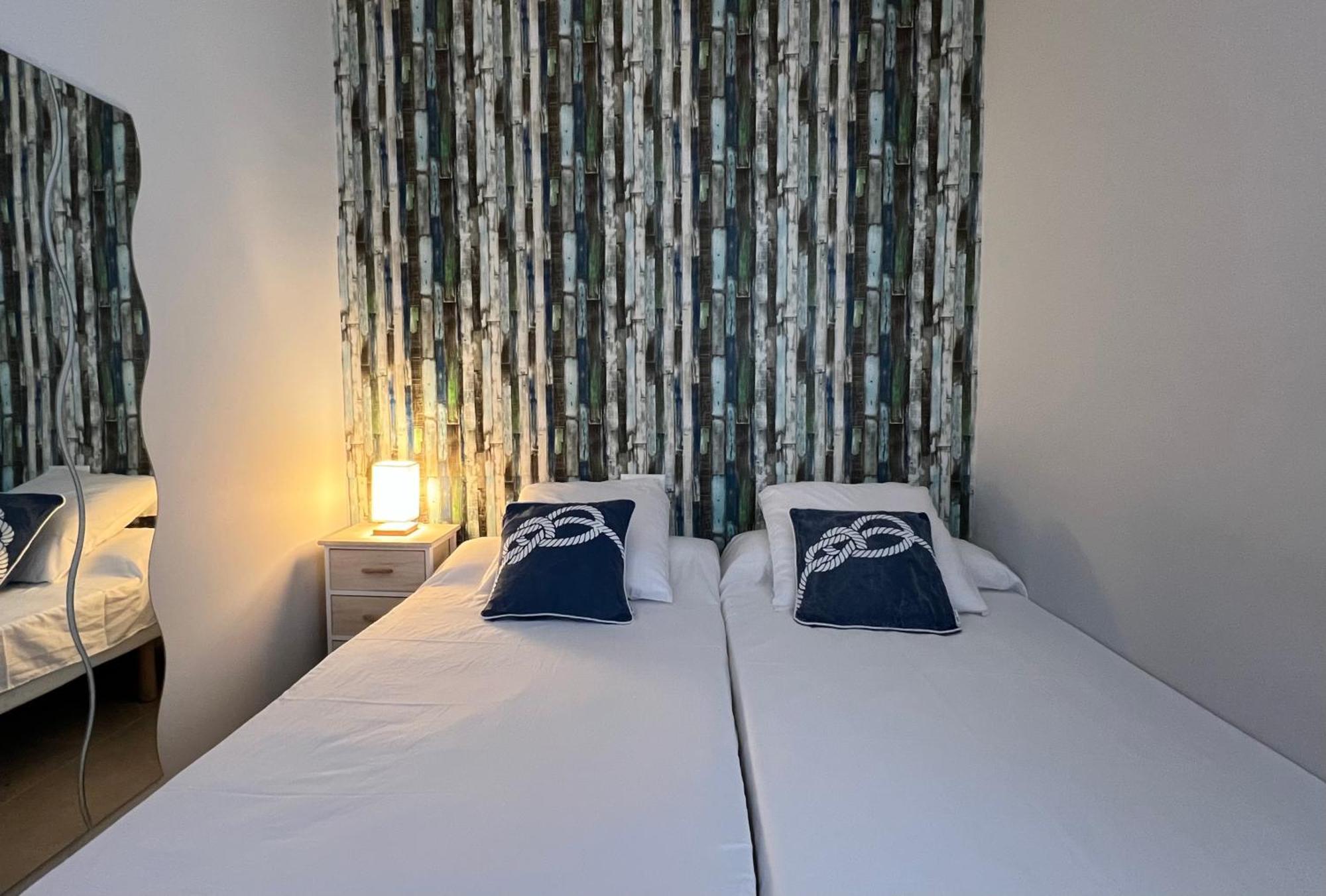 Blau Apartamento Frente A Los Canales Y Las Puestas De Sol De 罗萨斯 外观 照片
