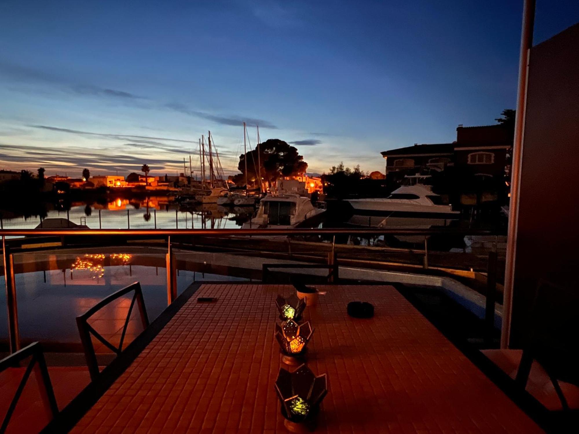 Blau Apartamento Frente A Los Canales Y Las Puestas De Sol De 罗萨斯 外观 照片