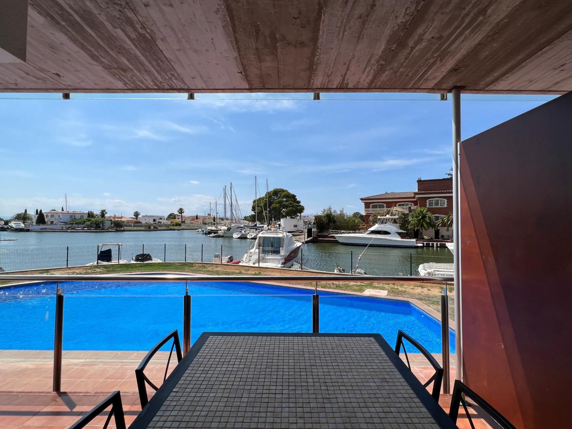 Blau Apartamento Frente A Los Canales Y Las Puestas De Sol De 罗萨斯 外观 照片